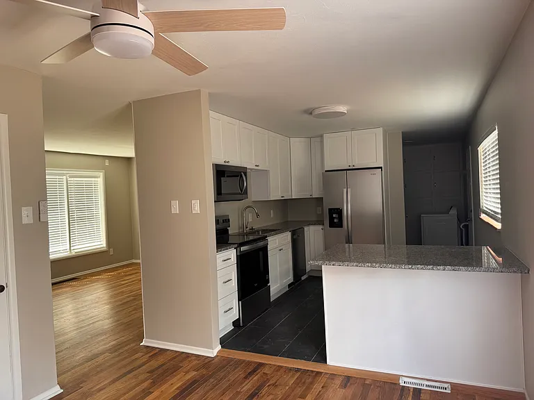 3462 S Glencoe St — Photo 8