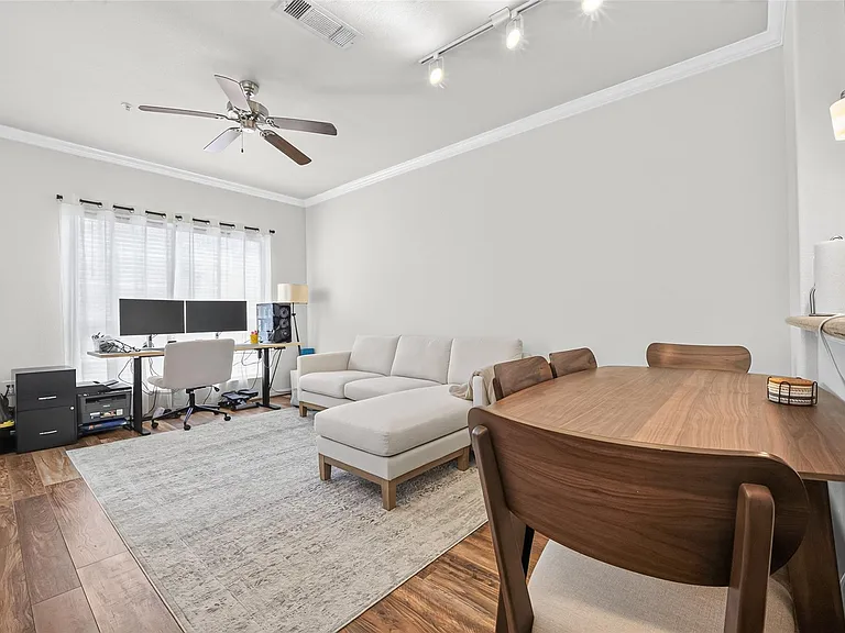 9200 Westheimer Rd #1102 — Photo 7