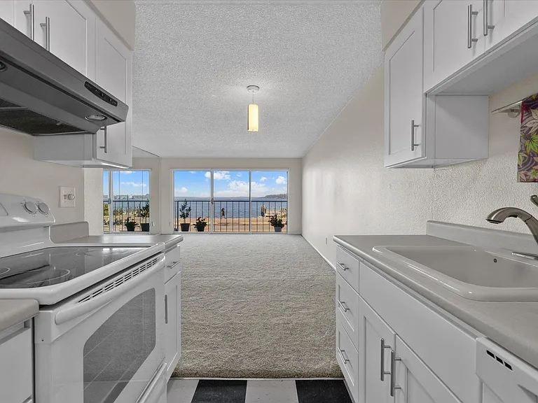 1156 Alki Ave SW — Photo 13