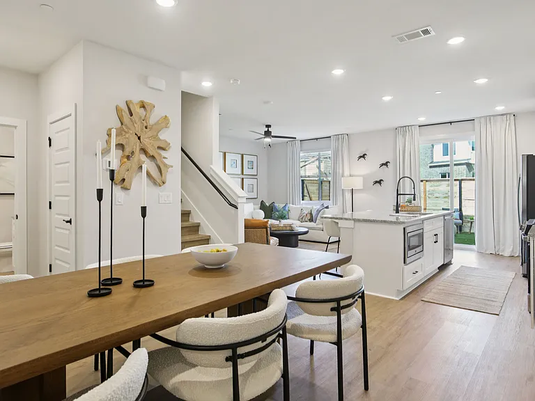 BB Living Sweetwater Crossing — Photo 10