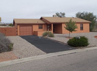 678 Hood Rd SE, Rio Rancho, NM 87124