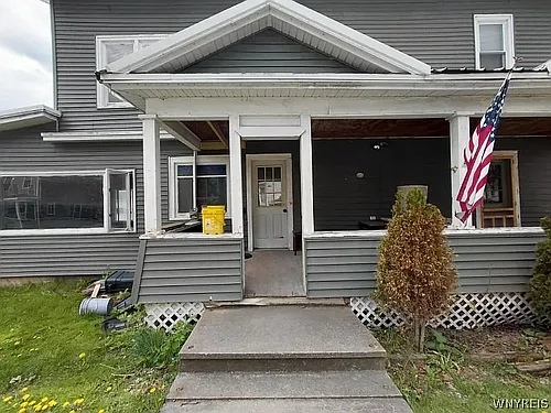 26 Rochester St Photo 1