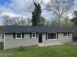 219 E Young High Pike, Knoxville, TN 37920