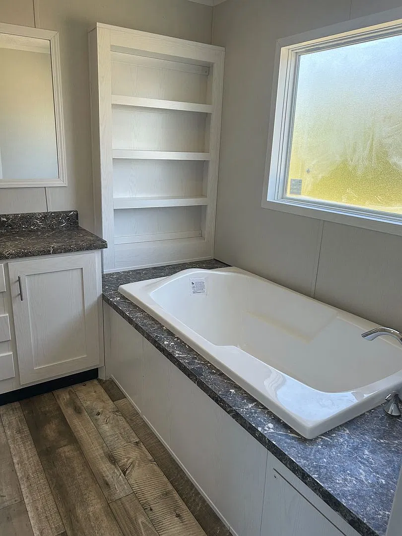 New 3 Bedroom 2 Bath Home — Photo 4