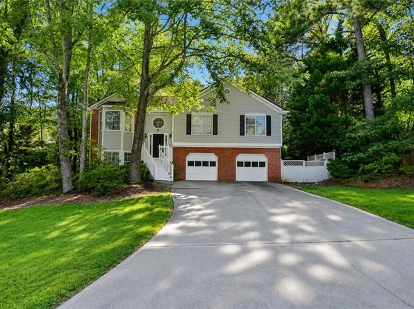 4170 Gables Pl, Buford, GA 30519