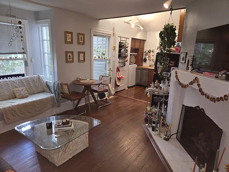 1279 Lanier Blvd NE #1 — Photo 4