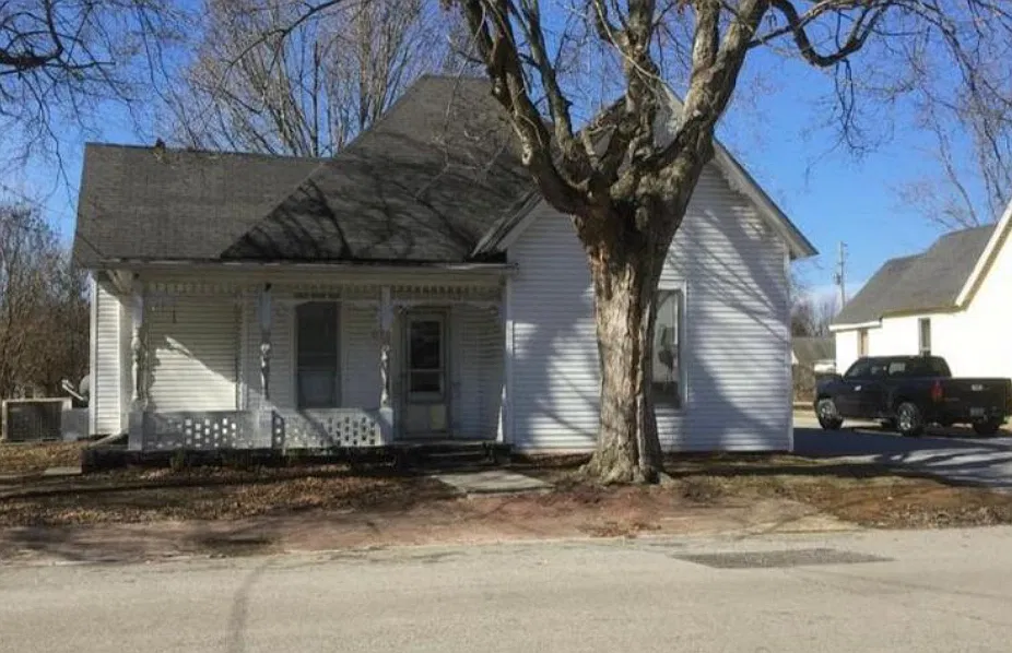 123 S Jessup Ave