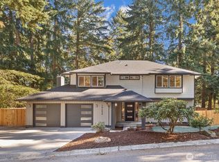 10406 115th Place NE, Kirkland, WA 98033