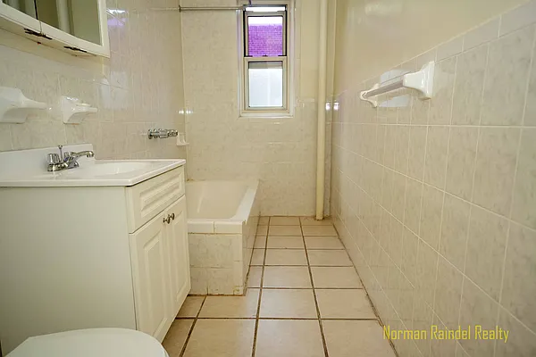 Rented by Norman Raindel, LREB | media 49