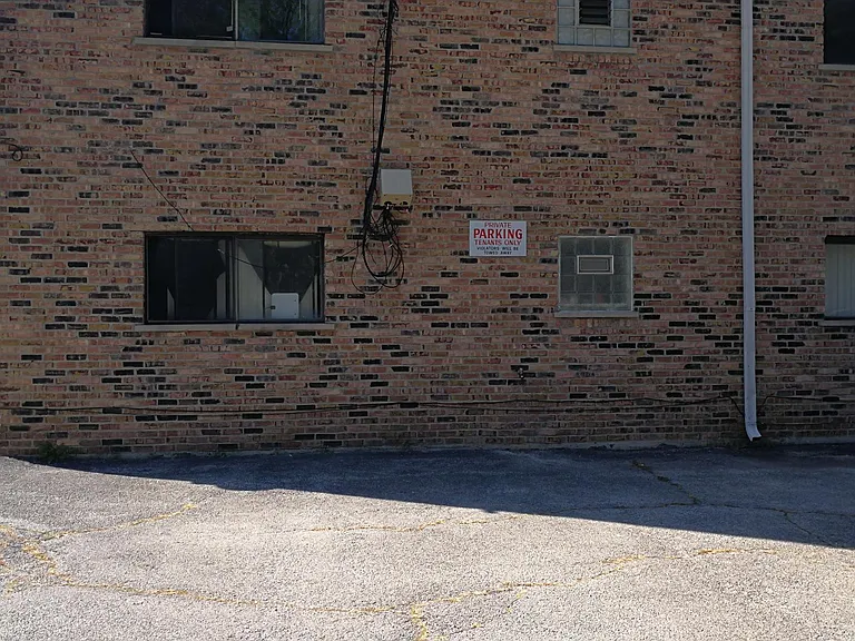 14743 Kenton Ave #1B — Photo 3