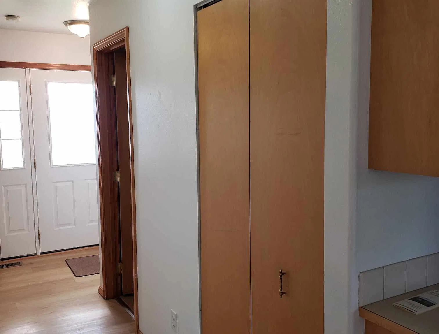 3 bed, 1690 sqft, $2,950 — Photo 4
