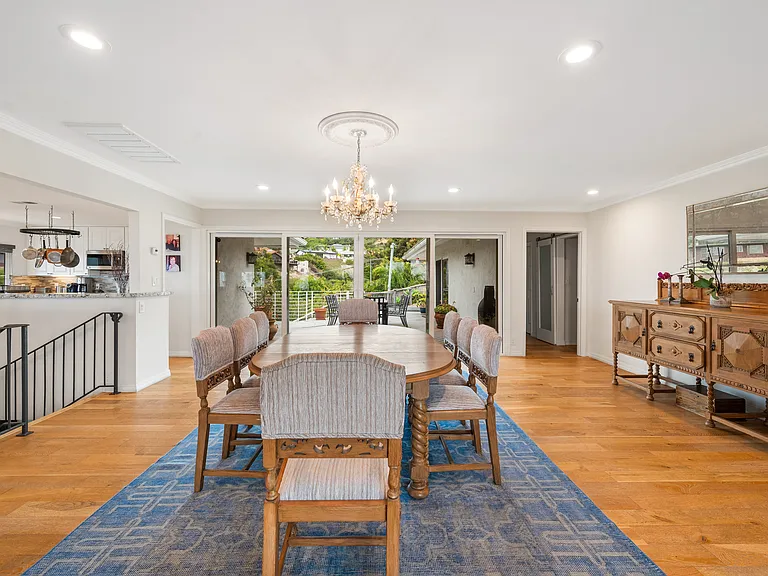 5662 Ladybird Ln — Photo 8