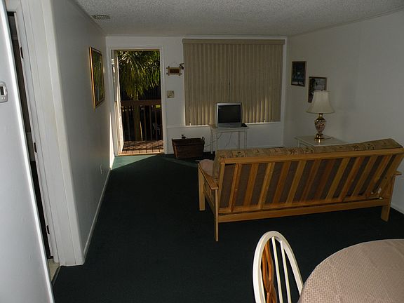 4th image of 102 E. Broadway #Unit 307
