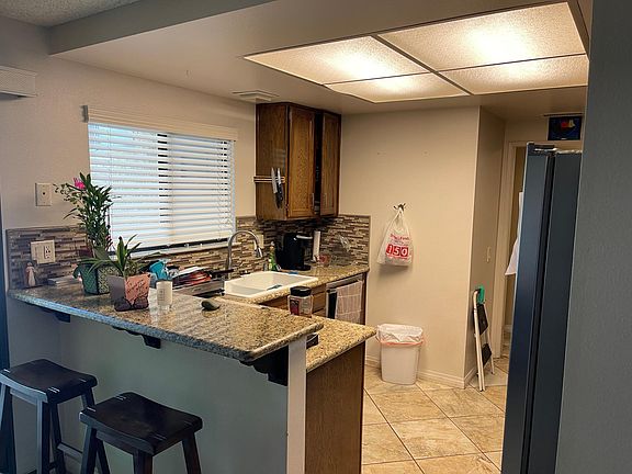 2nd image of 1555 W Avenue L Unit 3