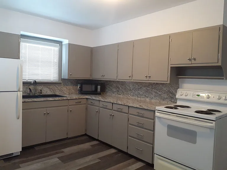 5082 W Highway 33 — Photo 3
