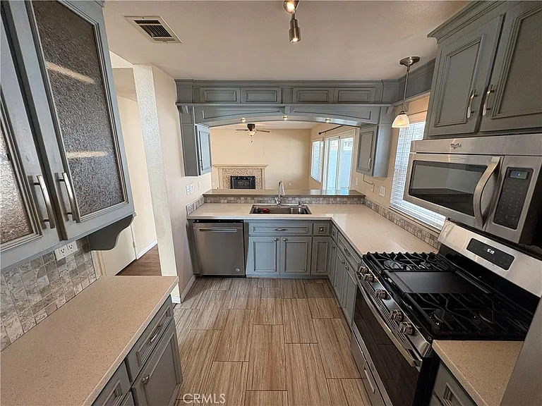 28561 Foxboro Ln — Photo 7