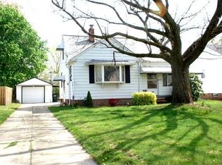 2201 Green Ridge Dr, Wickliffe, OH 44092