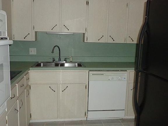 4th image of 2100 World Parkway Blvd APT 40