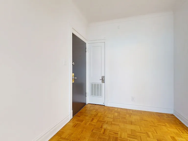 Dining/Living room