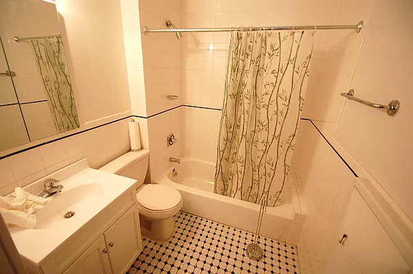 Rented by Bold New York | media 34