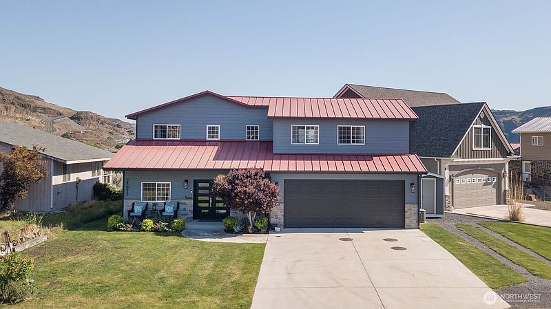 2nd image of 25053 SW Wanapum Street