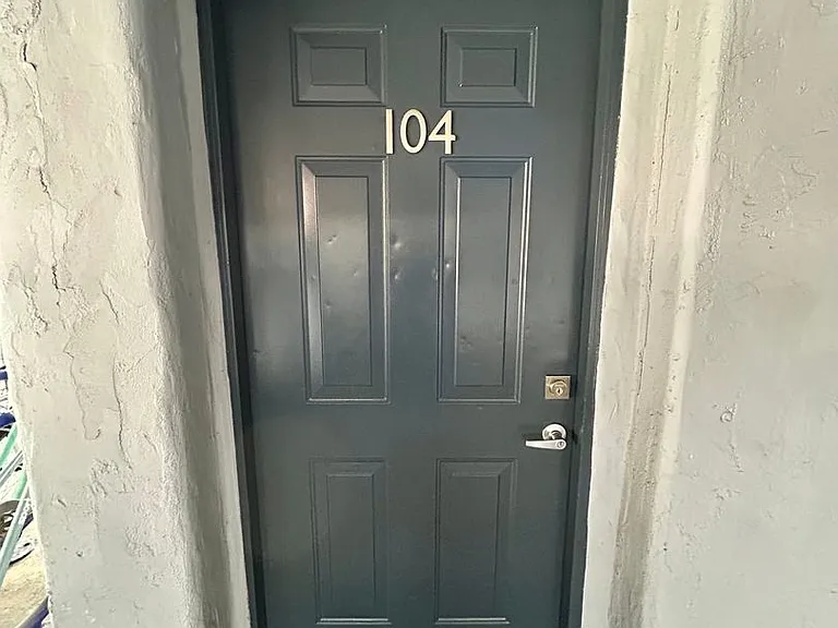 228 - Squaw Valley Road LLC — Photo 15