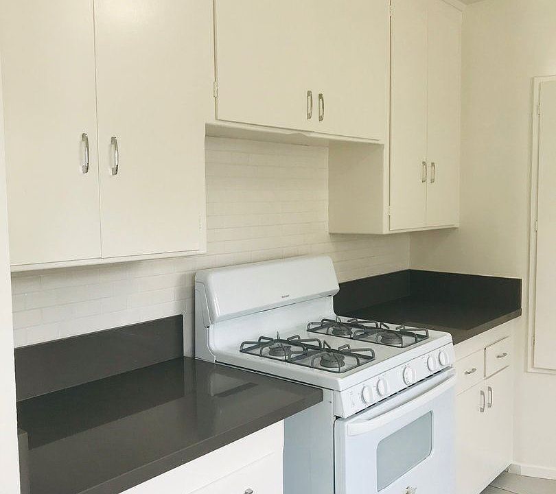 1st image of 3120 Scotland St APT 7