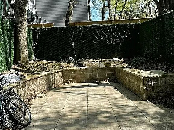 3rd image of 79 Malcolm X Blvd #1R