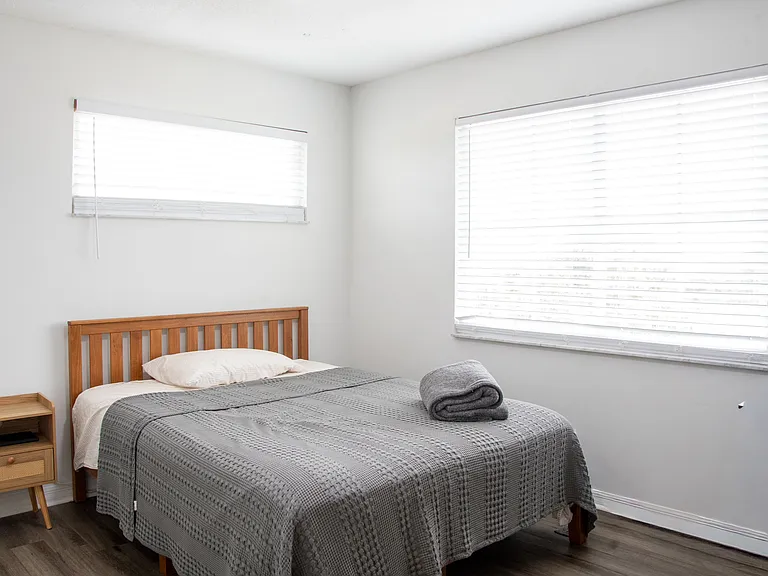 5703 Rudolph Ave — Photo 8