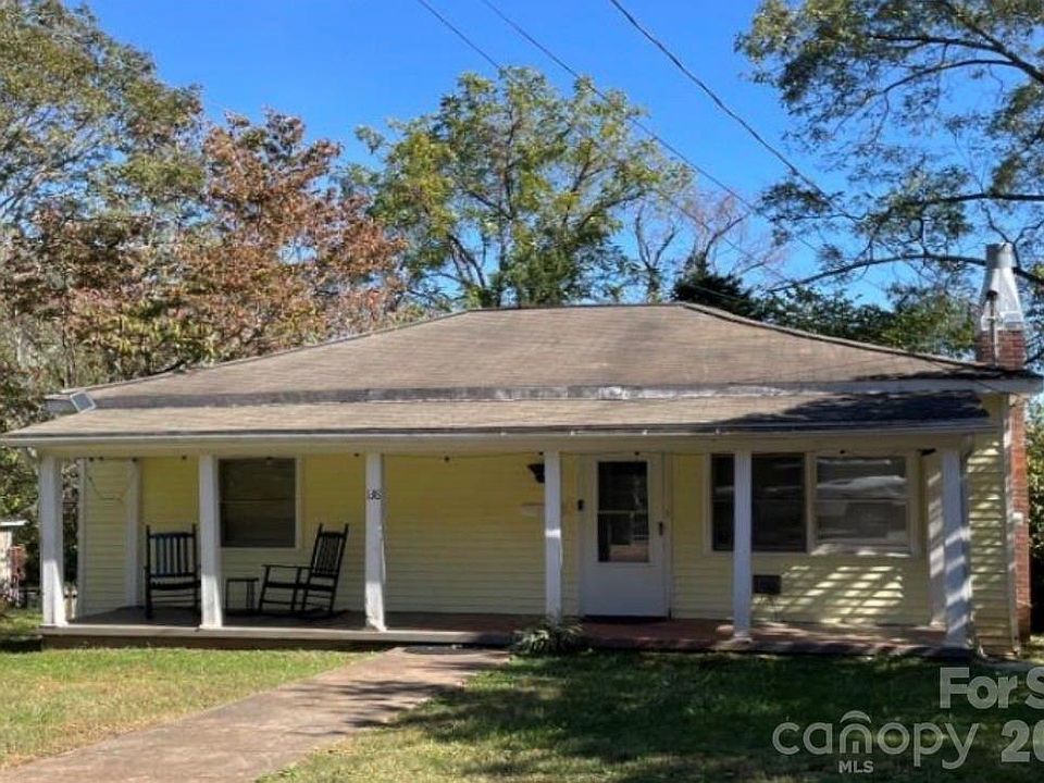 1st image of 138 N Meridian St