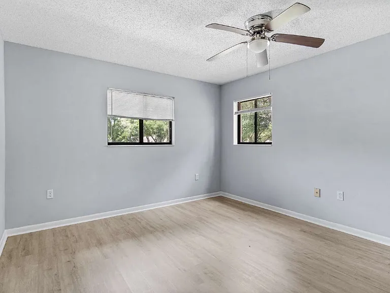 2953 SW 32nd Ave — Photo 27