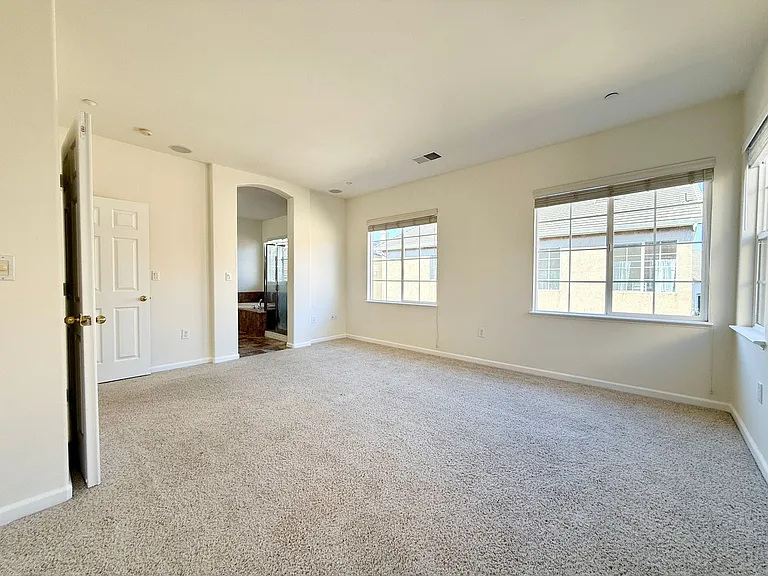 23 Timberhill Ct — Photo 49