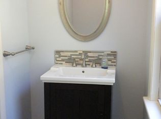 160 Porter Ln, Orange, CT 06477