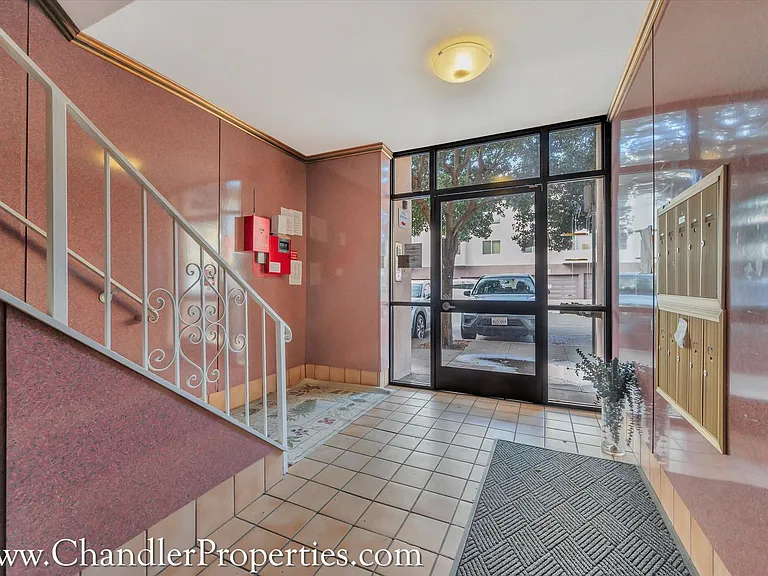 3111 Vicente St — Photo 25
