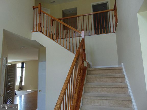 2nd image of 224 Dillons Ln