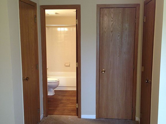 2nd Bathroom