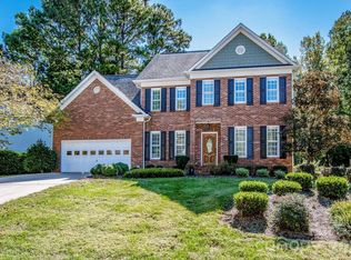 16908 Hampton Crossing Dr, Huntersville, NC 28078