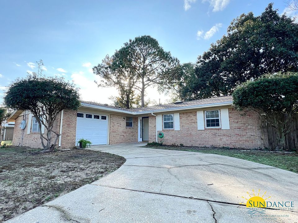 1st image of 135 Fulmar Cir