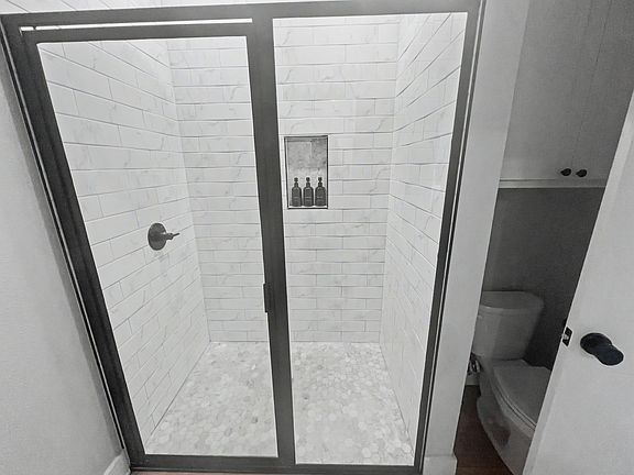 3rd image of 1285 Piper Way