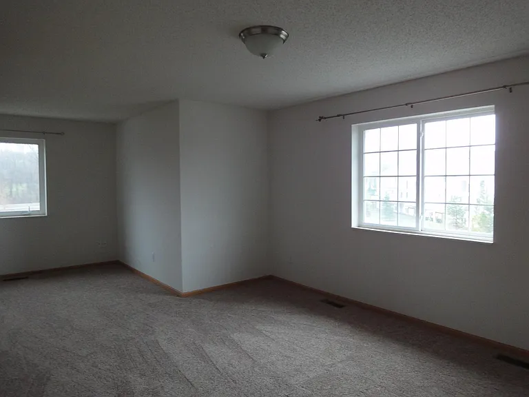 4770 Underwood Ln N #E — Photo 7
