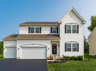 302 Green Acres Dr, Johnstown, OH 43031