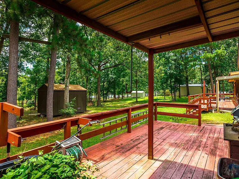 273 Moss Ln — Photo 16