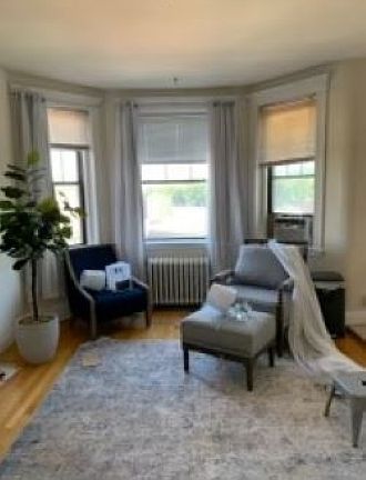 2nd image of 2 Sutherland Rd APT 55