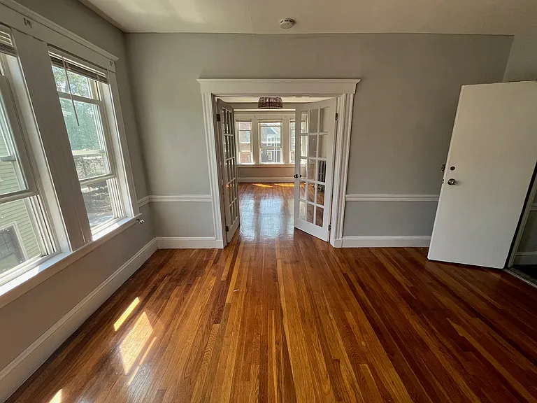 3 Bardwell St #2 — Photo 2
