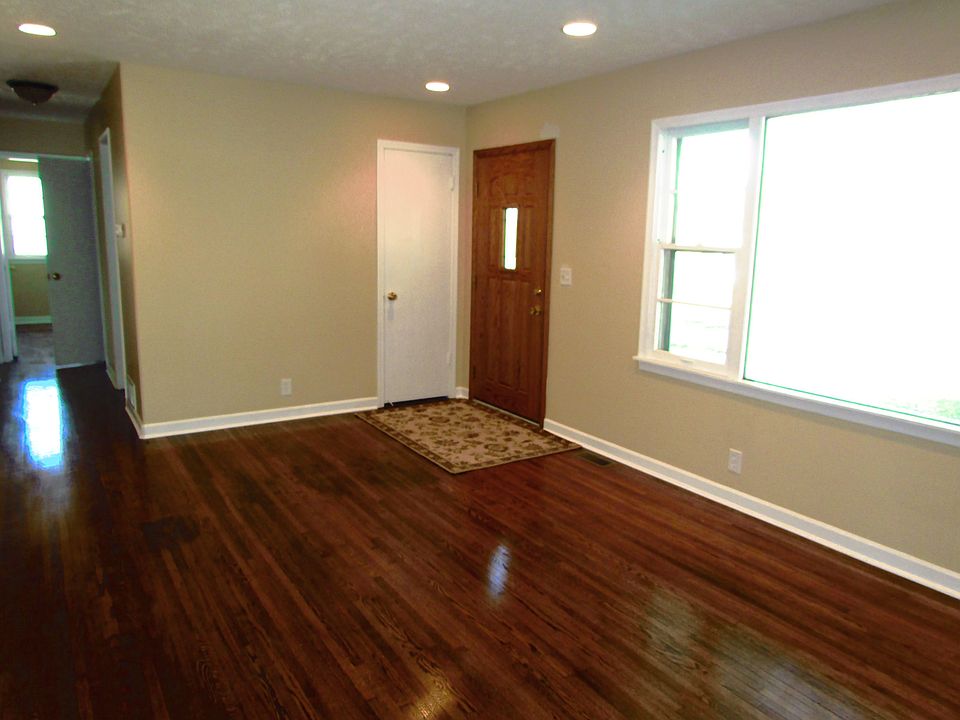 1st image of 7517 Hascall St