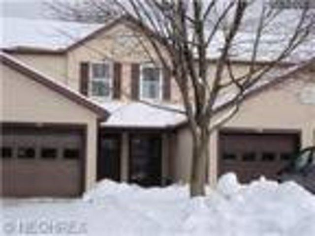 1st image of 570 Topaz Ln