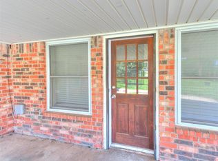 5920 N Macarthur Blvd, Warr Acres, OK 73122
