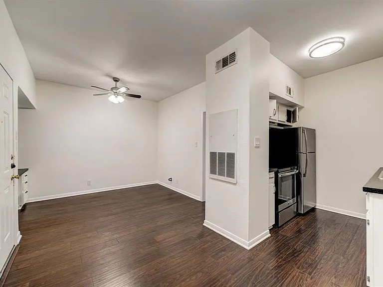 3316 Guadalupe St #219 — Photo 10