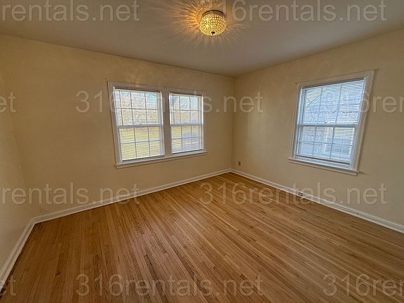 4th image of 147 N Bleckley Dr