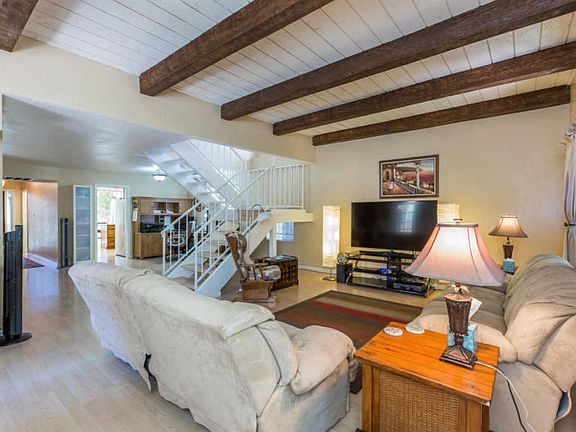2nd image of 2731 S Santa Barbara